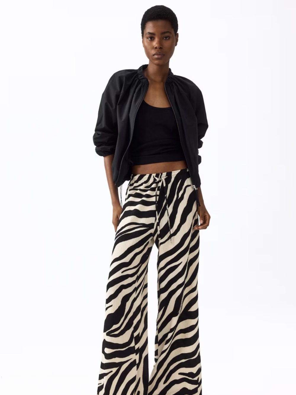 H&M Zebra-Print Wide Leg Pants - Black & Cream - Picture 2 of 6